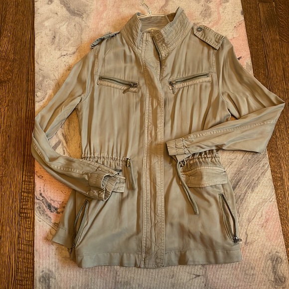 Max Jeans Lightweight Utility Jacket - Picture 3 of 9